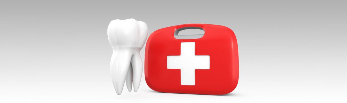 How to Make an Emergency Dental First Aid Kit